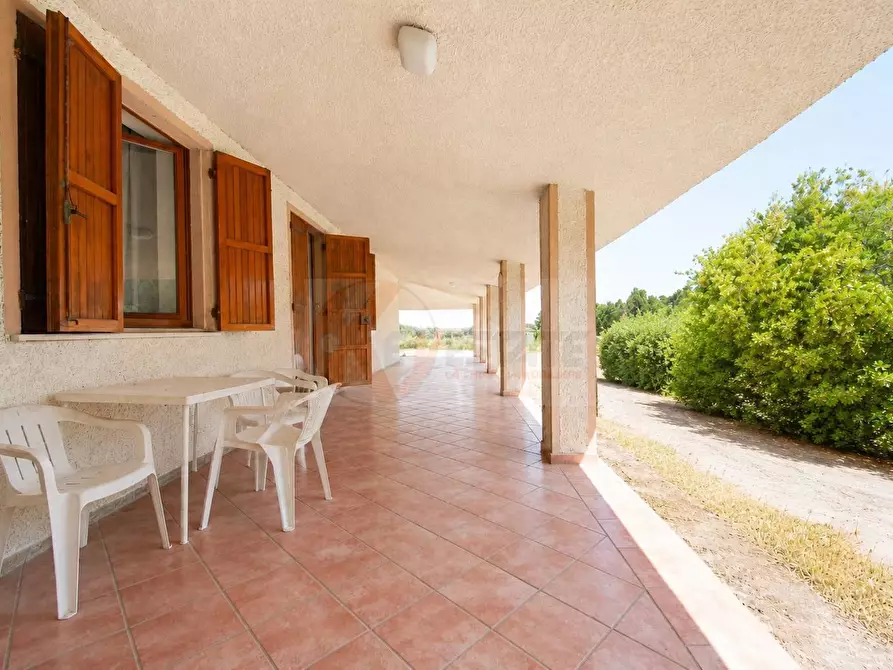 Immagine 6 di Villa in vendita  in Località Serralonga snc a Sorso