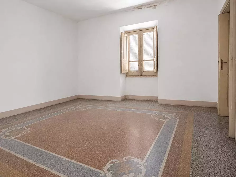 Immagine 6 di Appartamento in vendita  in via Mercato 1 a Sassari