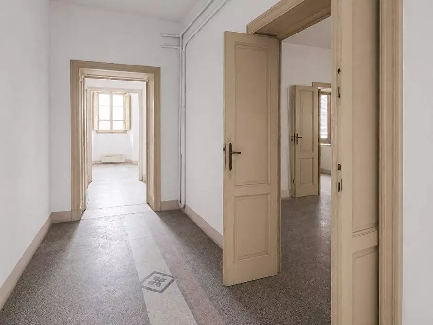 Immagine 10 di Appartamento in vendita  in via Mercato 1 a Sassari