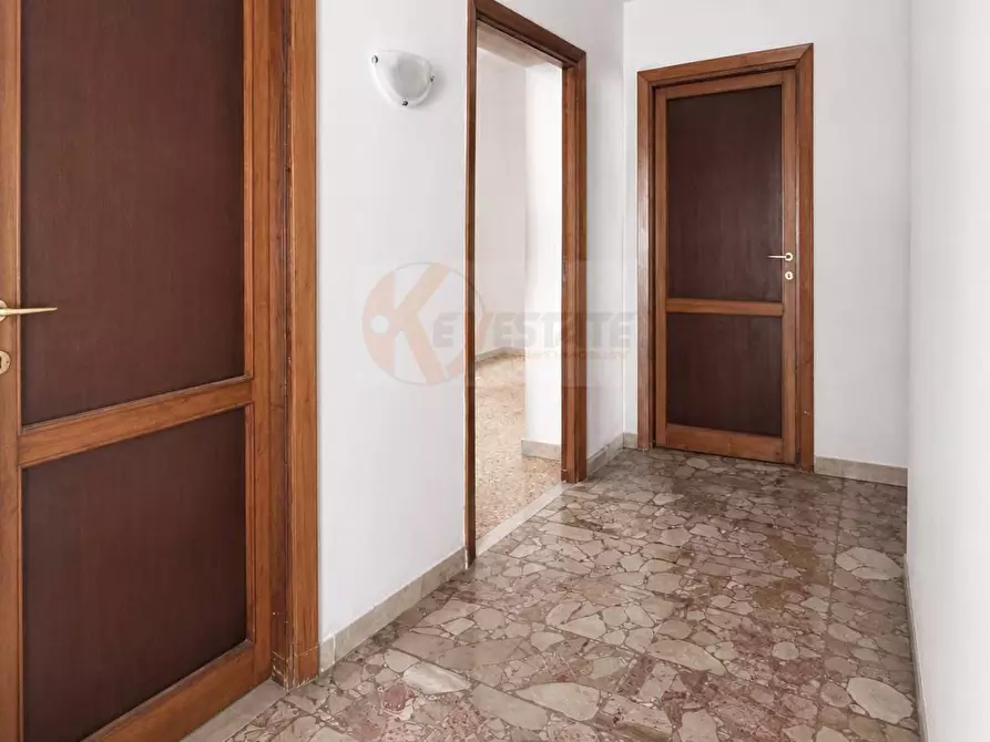 Immagine 19 di Appartamento in vendita  in Via Amendola 40L a Sassari