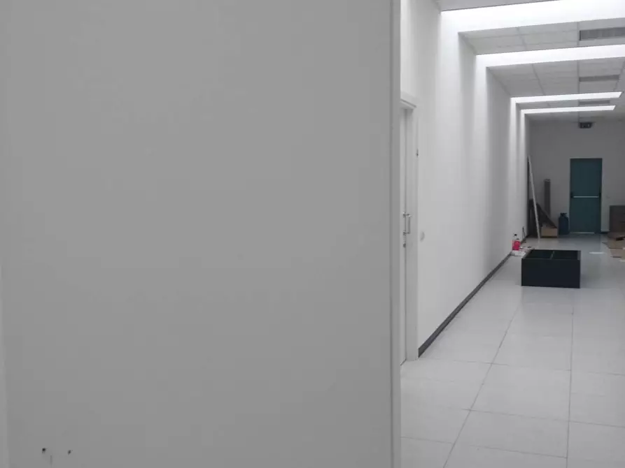 Immagine 7 di Ufficio in affitto  in Via Granarolo 00 a Faenza