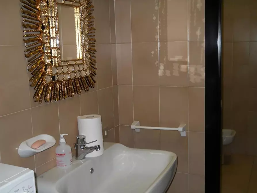 Immagine 16 di Ufficio in affitto  in Corso Domenico Baccarini a Faenza