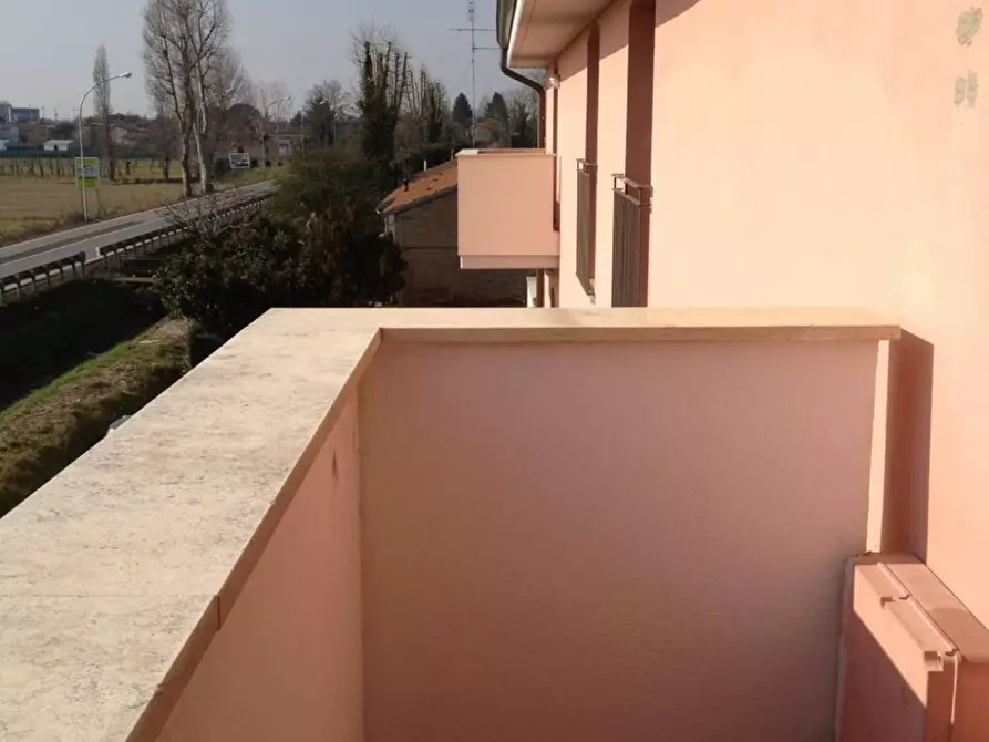 Immagine 5 di Appartamento in affitto  a Massa Lombarda