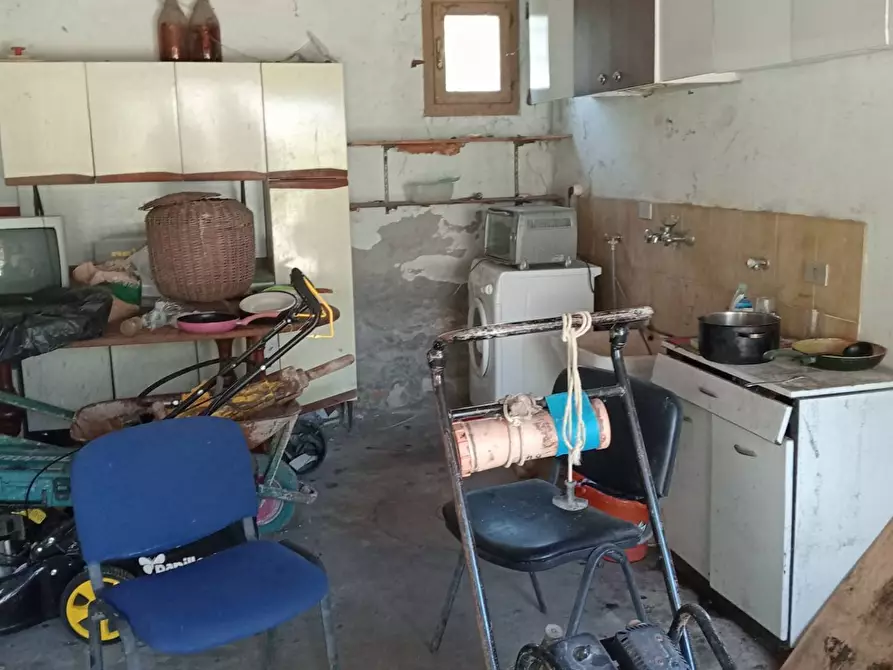 Immagine 22 di Villa in vendita  a Lugo