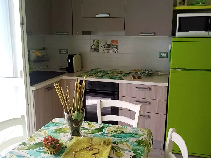 Immagine 2 di Appartamento in affitto  a Ravenna