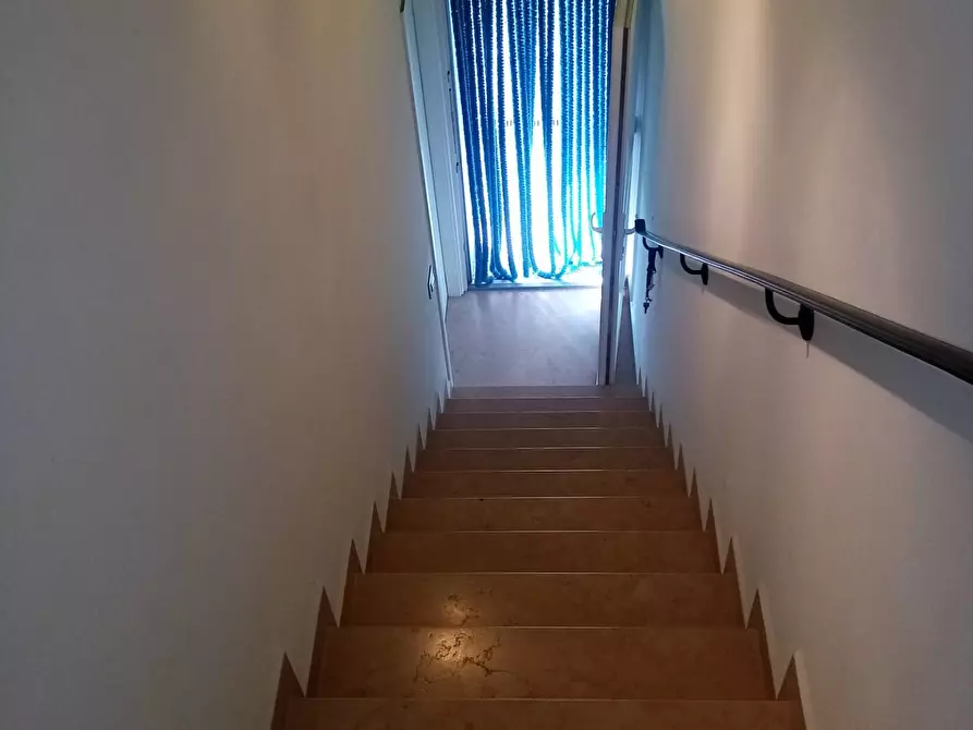 Immagine 13 di Appartamento in affitto  a Ravenna