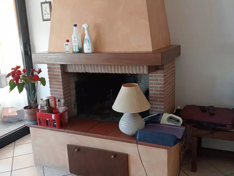 Immagine 1 di Villa in vendita  in VIA PUNTA 00 a Imola