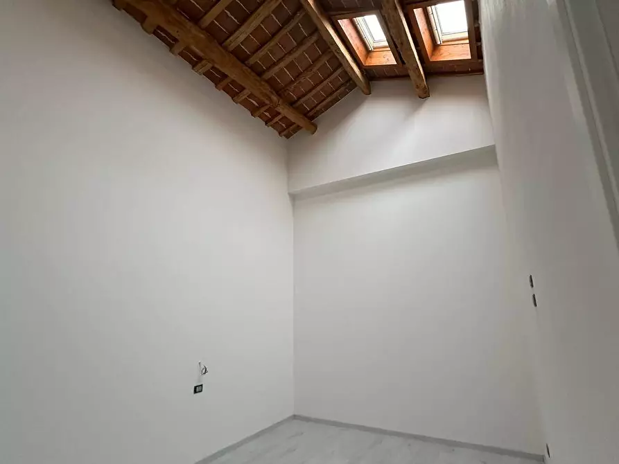 Immagine 9 di Appartamento in vendita  a Lugo