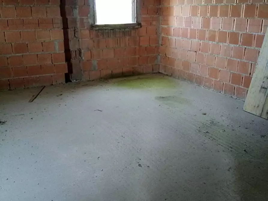 Immagine 10 di Casa indipendente in vendita  a Massa Lombarda