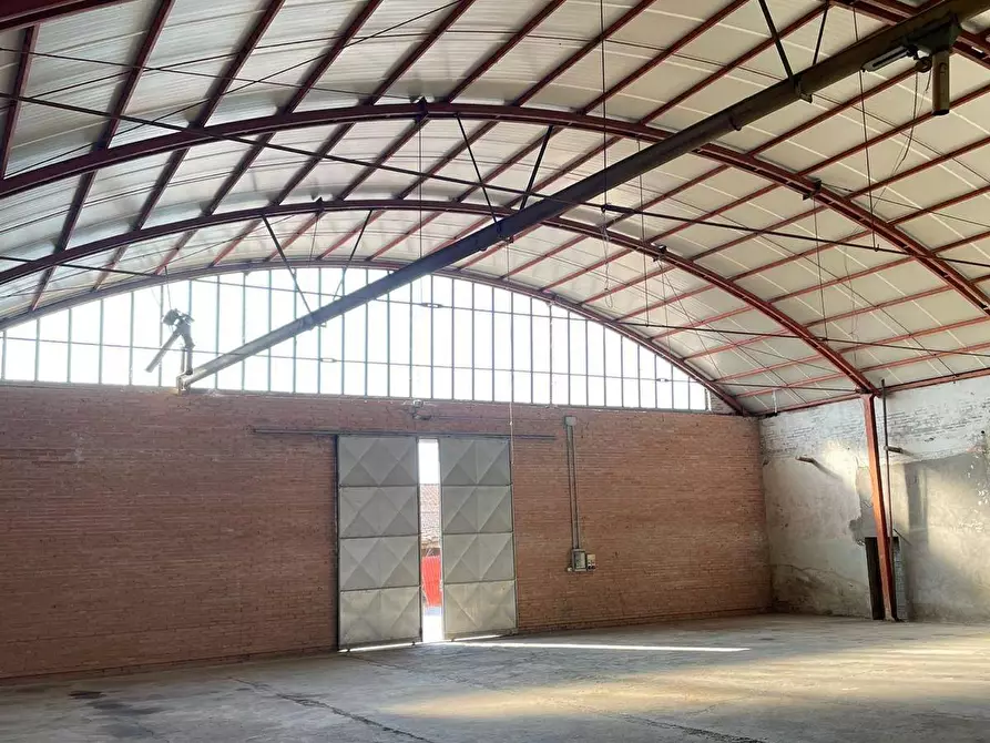 Immagine 1 di Capannone industriale in affitto  in pronvinciale via lunga a Solarolo