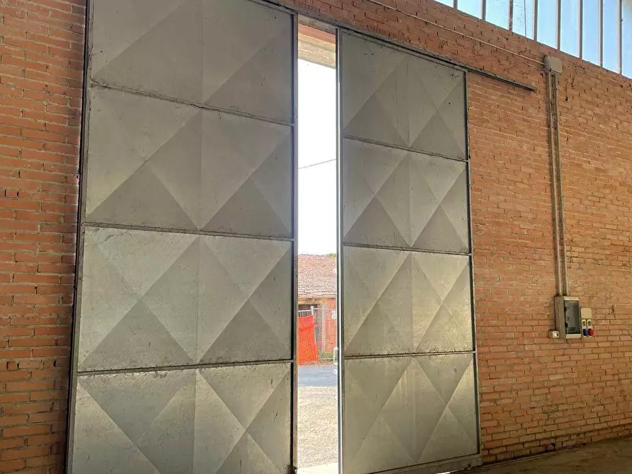 Immagine 17 di Capannone industriale in affitto  in pronvinciale via lunga a Solarolo