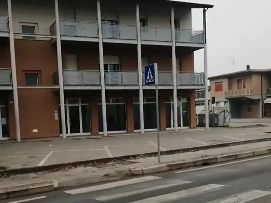 Immagine 17 di Appartamento in vendita  in via Giuseppe Mazzini 00 a Bagnacavallo