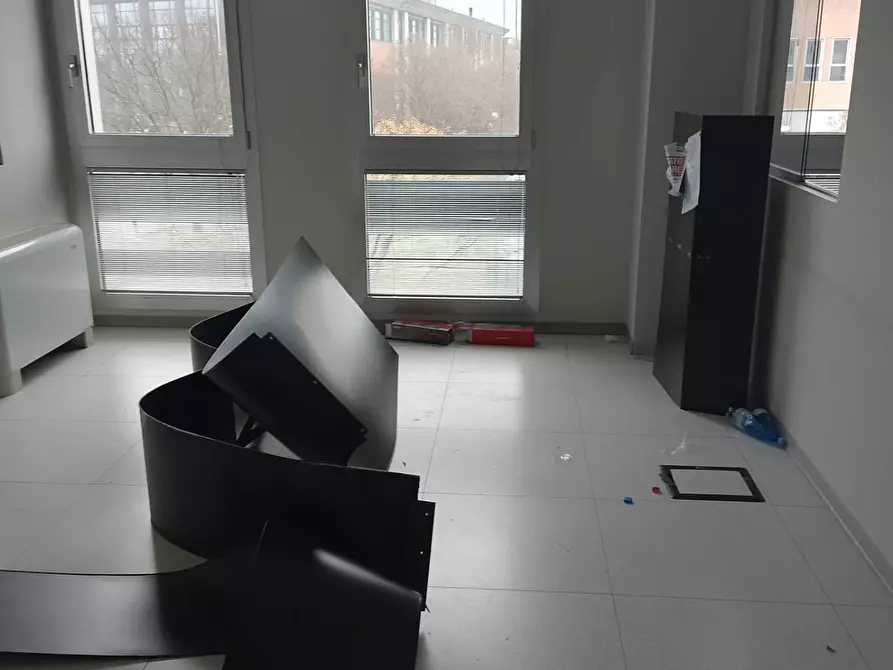 Immagine 4 di Ufficio in vendita  in via proventa 00 a Faenza