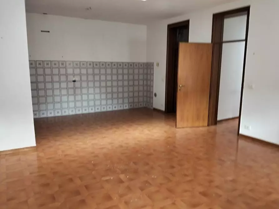 Immagine 13 di Appartamento in vendita  a Bagnacavallo