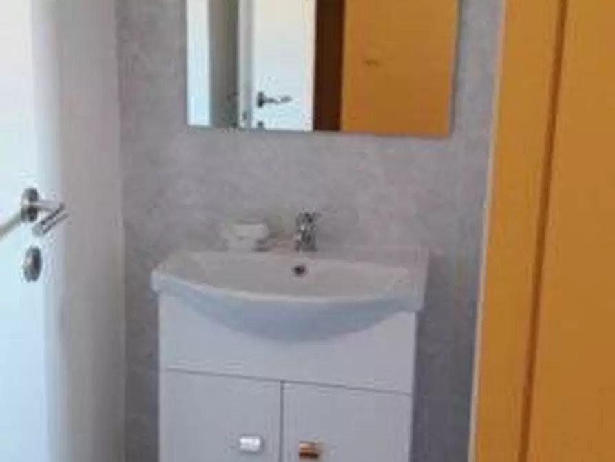Immagine 4 di Appartamento in vendita  in via albertazzo 00 a Castel Bolognese