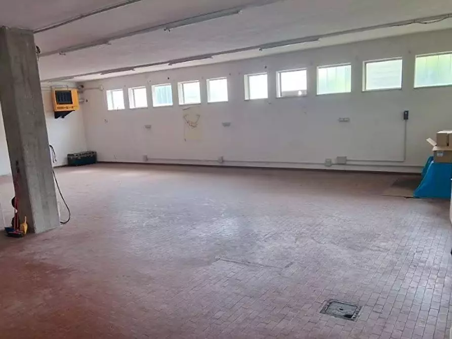 Immagine 3 di Villa in vendita  a Faenza