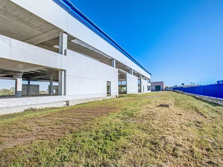 Immagine 6 di Capannone industriale in vendita  in via della produzione snc a Aprilia