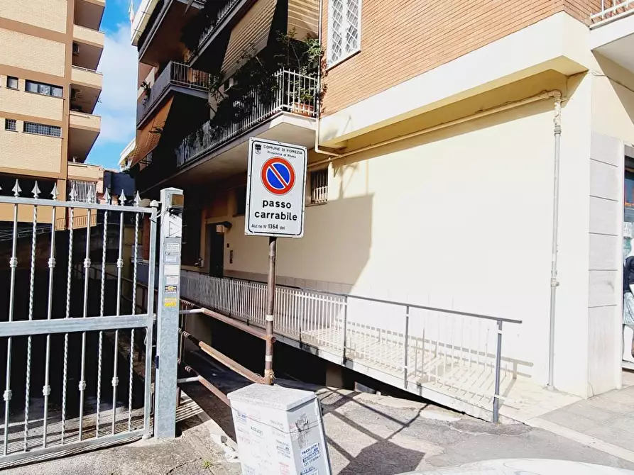 Immagine 10 di Box auto in vendita  in Via Dante Alighieri 74bis a Pomezia