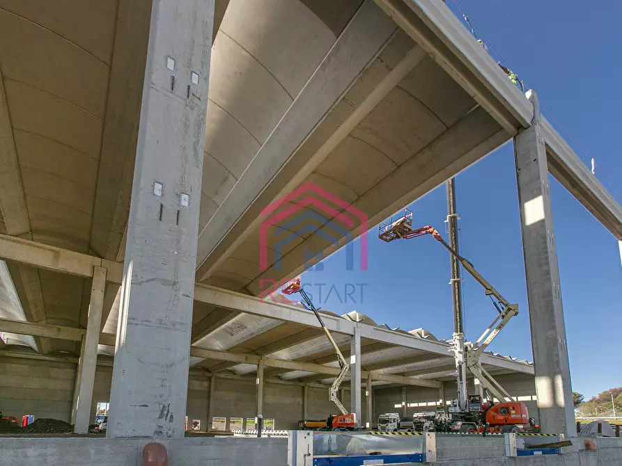 Immagine 20 di Capannone industriale in affitto  in Pontina a Pomezia