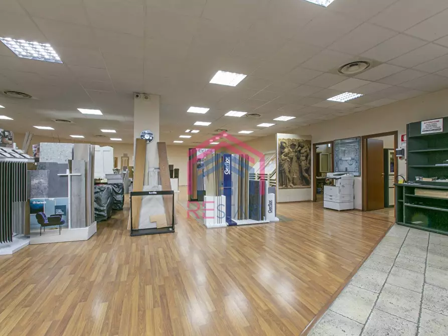 Immagine 7 di Magazzino in affitto  in via Pontina Vecchia a Pomezia