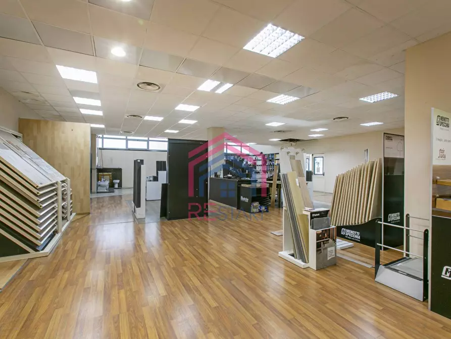 Immagine 11 di Magazzino in affitto  in via Pontina Vecchia a Pomezia