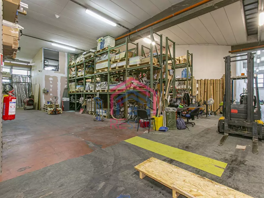 Immagine 21 di Magazzino in affitto  in via Pontina Vecchia a Pomezia