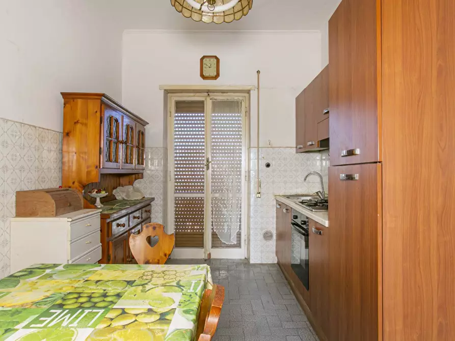 Immagine 13 di Appartamento in vendita  in Via Fiume 6 a Pomezia