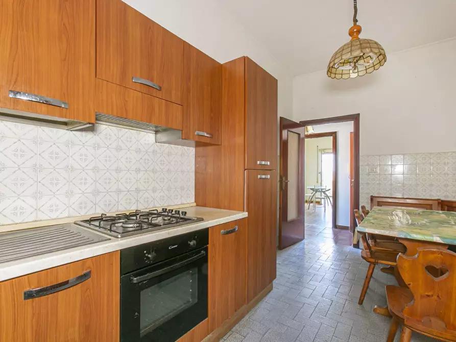 Immagine 14 di Appartamento in vendita  in Via Fiume 6 a Pomezia