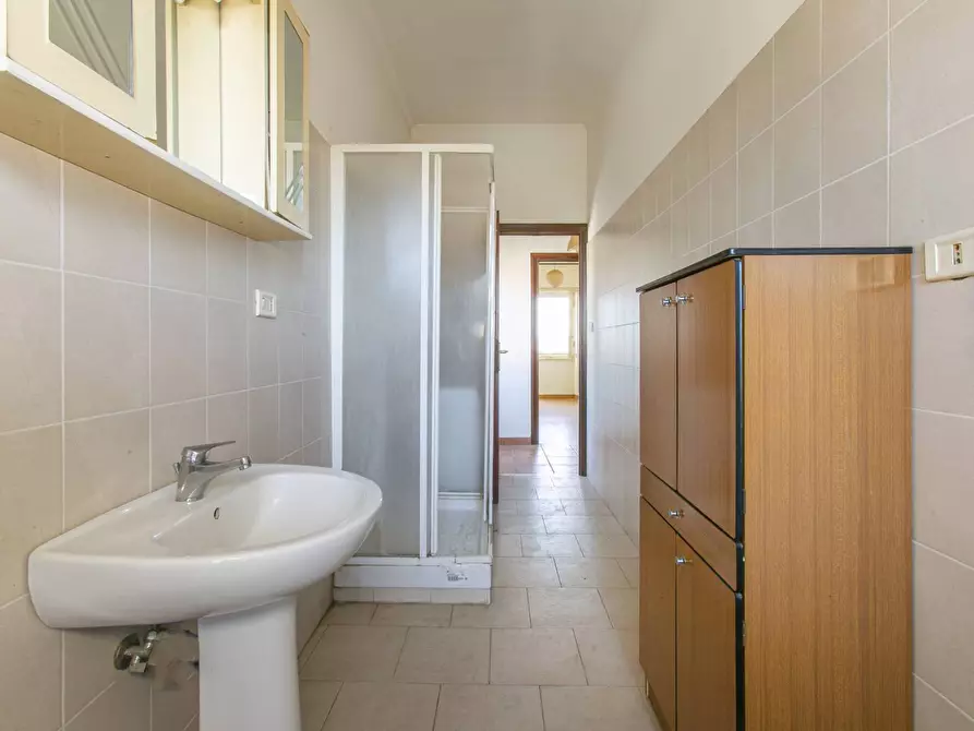 Immagine 18 di Appartamento in vendita  in Via Fiume 6 a Pomezia