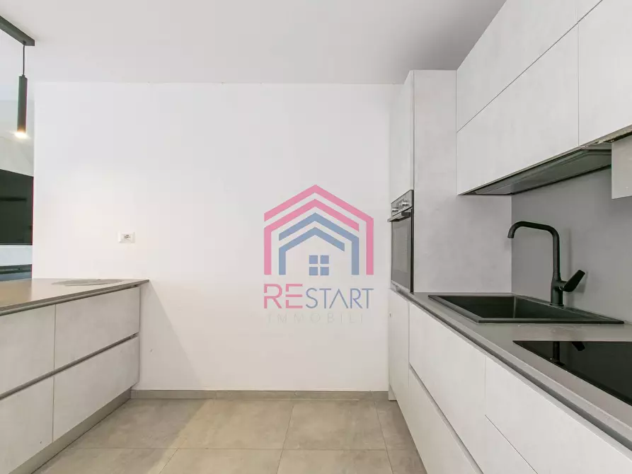 Immagine 6 di Casa semindipendente in vendita  in via viterbo 10 a Anzio