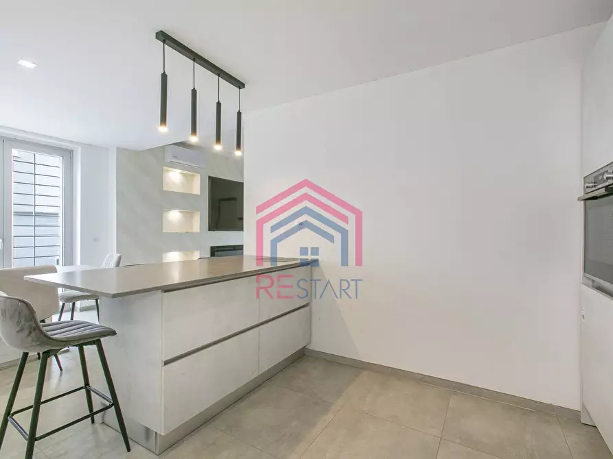 Immagine 10 di Casa semindipendente in vendita  in via viterbo 10 a Anzio