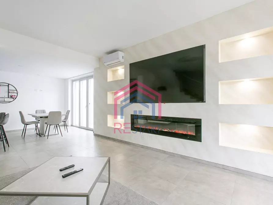 Immagine 2 di Casa semindipendente in vendita  in via viterbo 10 a Anzio