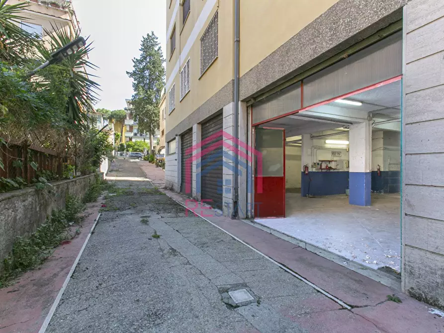 Immagine 19 di Laboratorio in vendita  in Via Pio Ix 161 a Roma