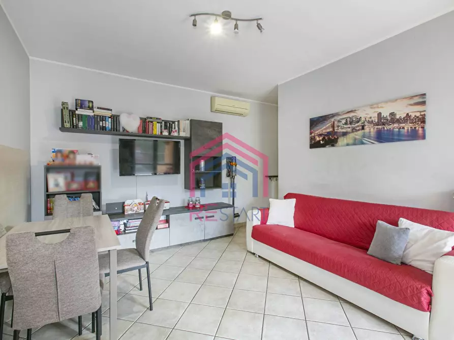 Immagine 1 di Appartamento in vendita  in VIALE DELLE ARTI 13 a Pomezia