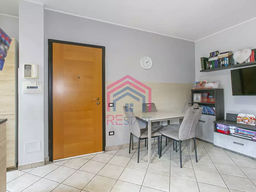 Immagine 5 di Appartamento in vendita  in VIALE DELLE ARTI 13 a Pomezia