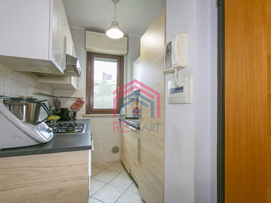 Immagine 7 di Appartamento in vendita  in VIALE DELLE ARTI 13 a Pomezia