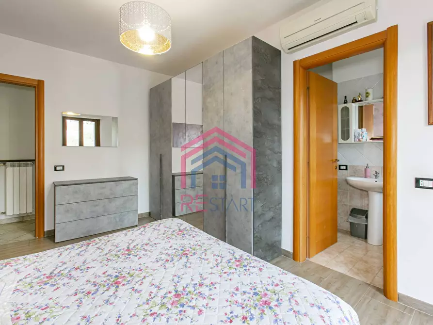 Immagine 19 di Appartamento in vendita  in VIALE DELLE ARTI 13 a Pomezia