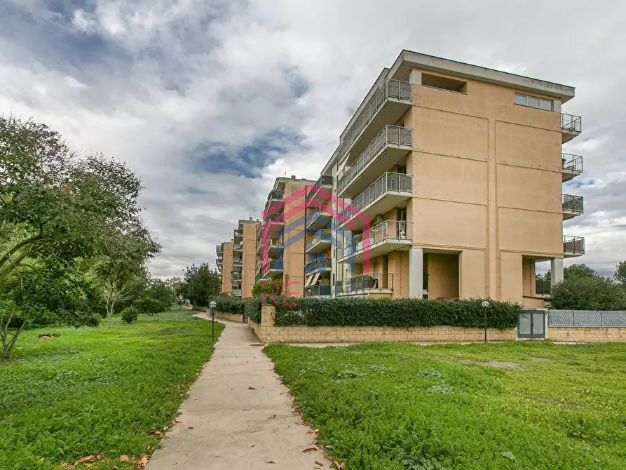 Immagine 31 di Appartamento in vendita  in VIALE DELLE ARTI 13 a Pomezia