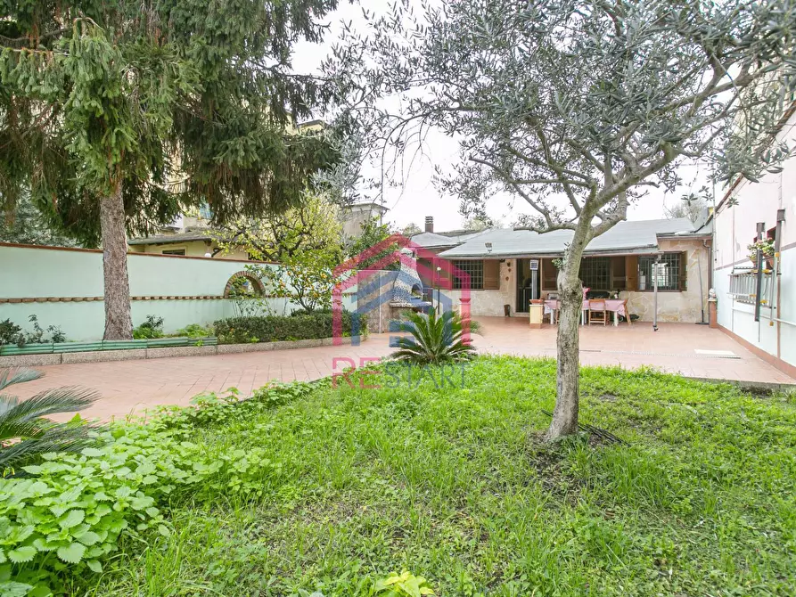 Immagine 5 di Villetta a schiera in vendita  in Via Dei Sergii 56 a Roma