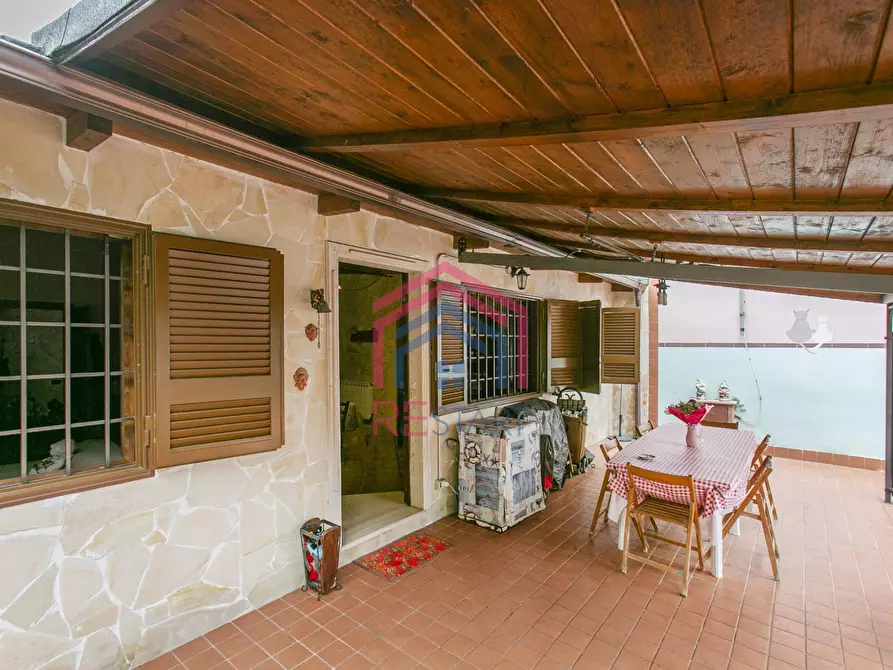 Immagine 11 di Villetta a schiera in vendita  in Via Dei Sergii 56 a Roma