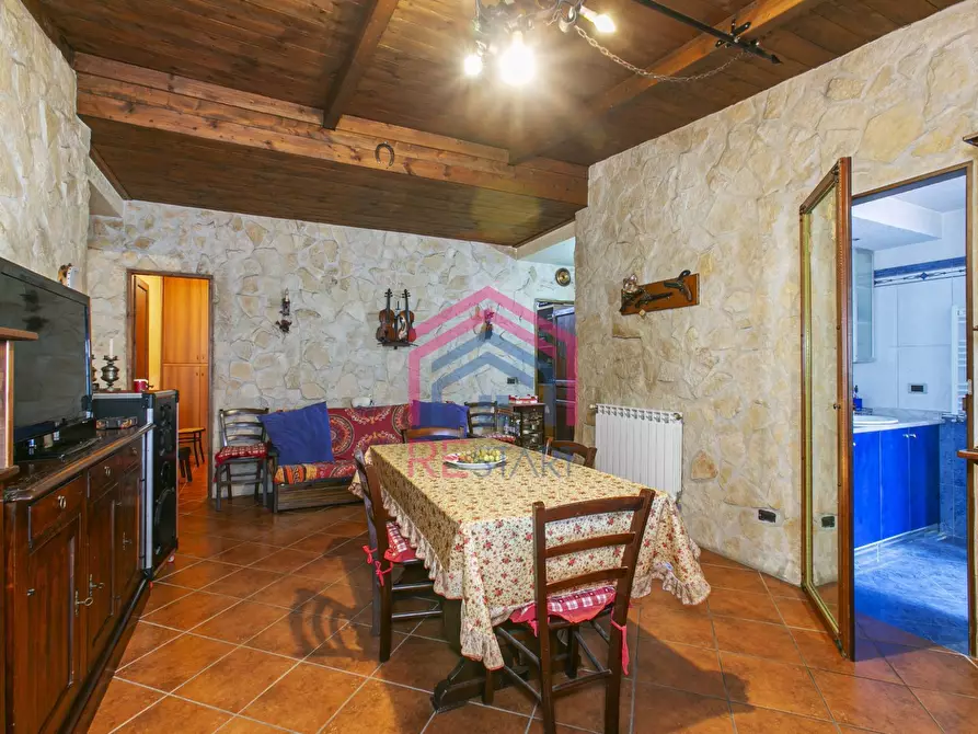 Immagine 14 di Villetta a schiera in vendita  in Via Dei Sergii 56 a Roma