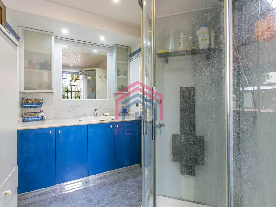 Immagine 25 di Villetta a schiera in vendita  in Via Dei Sergii 56 a Roma