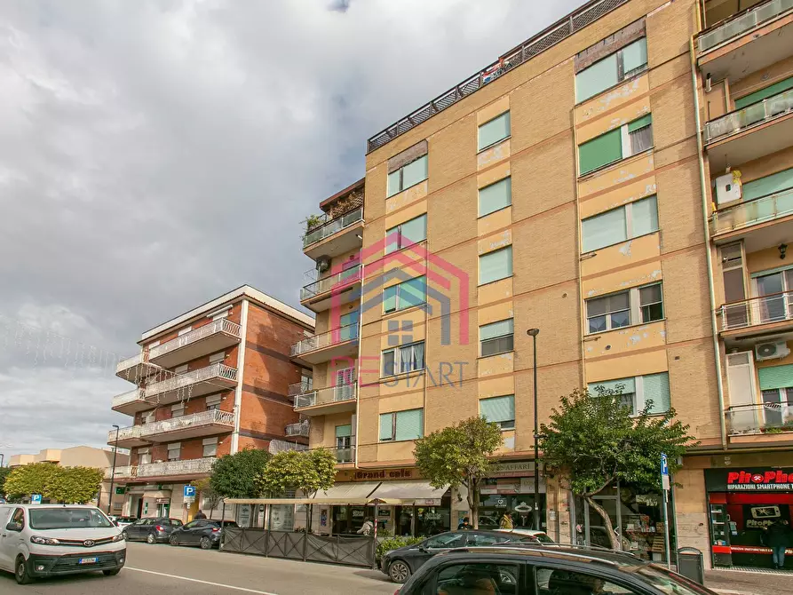 Immagine 15 di Negozio in affitto  in Via Roma 188 a Pomezia