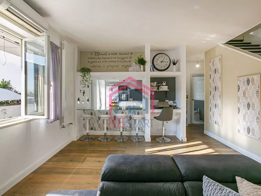 Immagine 6 di Casa semindipendente in vendita  in via Altofonte 8 a Pomezia