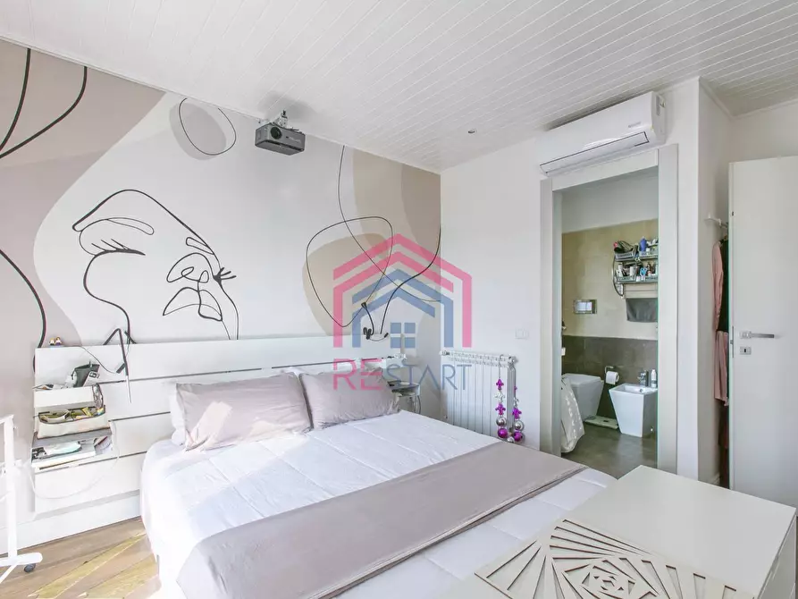 Immagine 13 di Casa semindipendente in vendita  in via Altofonte 8 a Pomezia