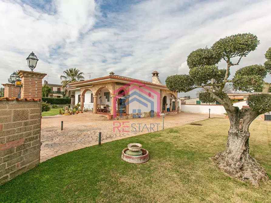 Immagine 1 di Villa in vendita  in via stromboli 8 a Aprilia