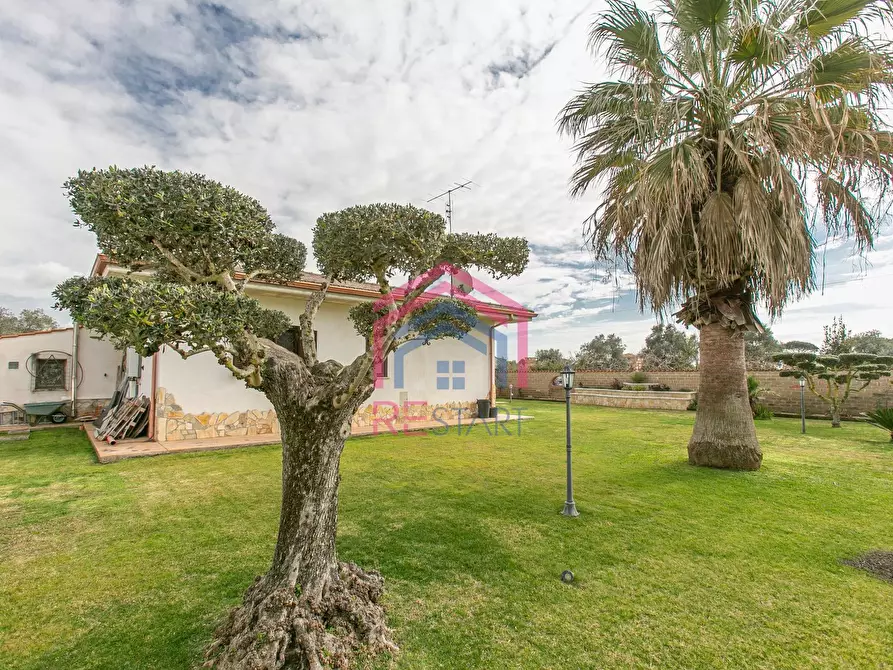 Immagine 39 di Villa in vendita  in via stromboli 8 a Aprilia