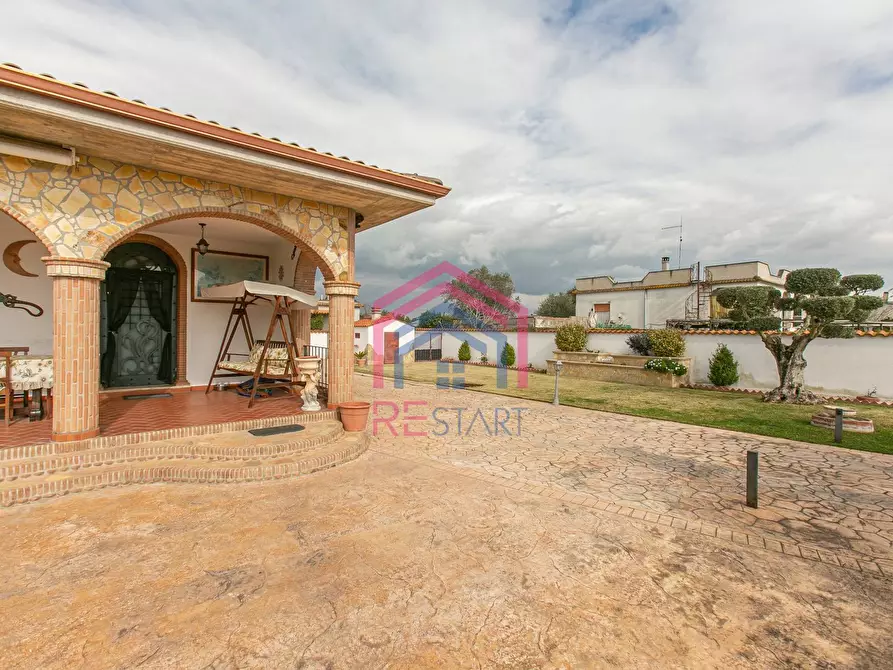 Immagine 40 di Villa in vendita  in via stromboli 8 a Aprilia