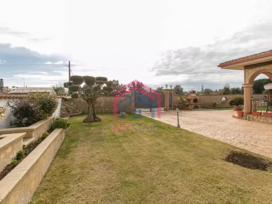 Immagine 34 di Villa in vendita  in via stromboli 8 a Aprilia