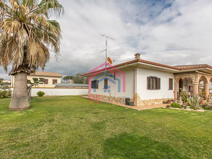 Immagine 32 di Villa in vendita  in via stromboli 8 a Aprilia